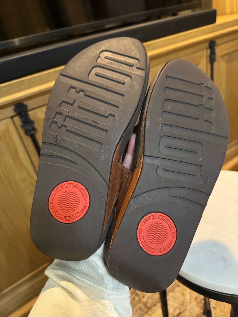 Fitflop Brown Leather Thong Sandals - Picture 2 of 3